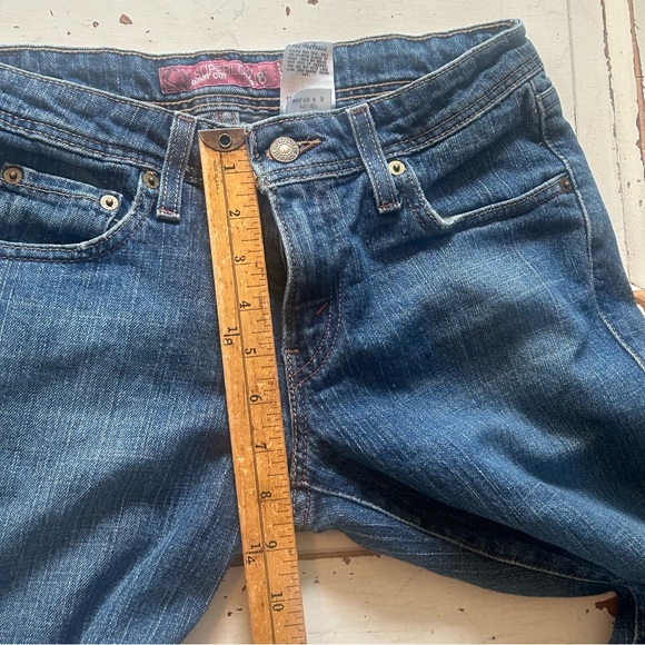 Levi’s 518 Jeans Juniors Size 5 S Medium Wash Super Low Denim Jeans Boot Cut - Picture 5 of 11